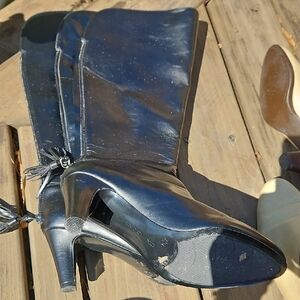 Bandolino Shiny Black Heeled Boots